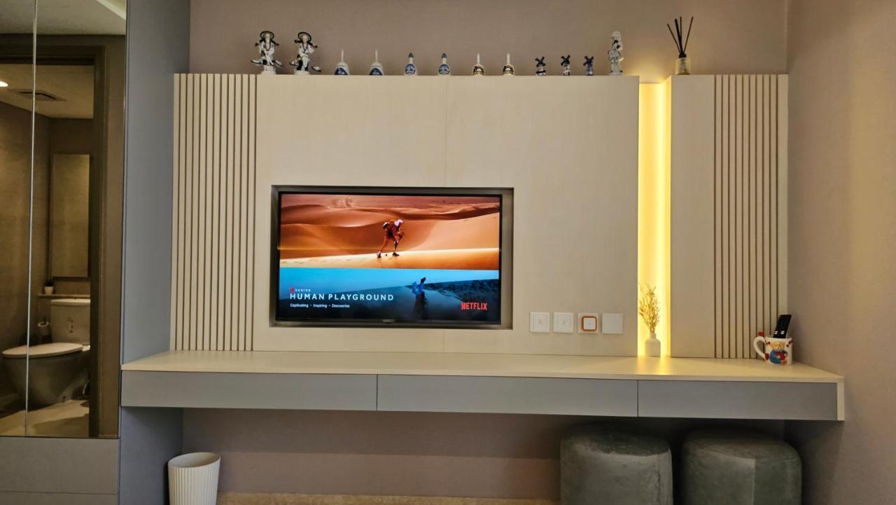 Studio Sea View Apartment At Gold Coast Pik By Mysweethome ジャカルタ エクステリア 写真