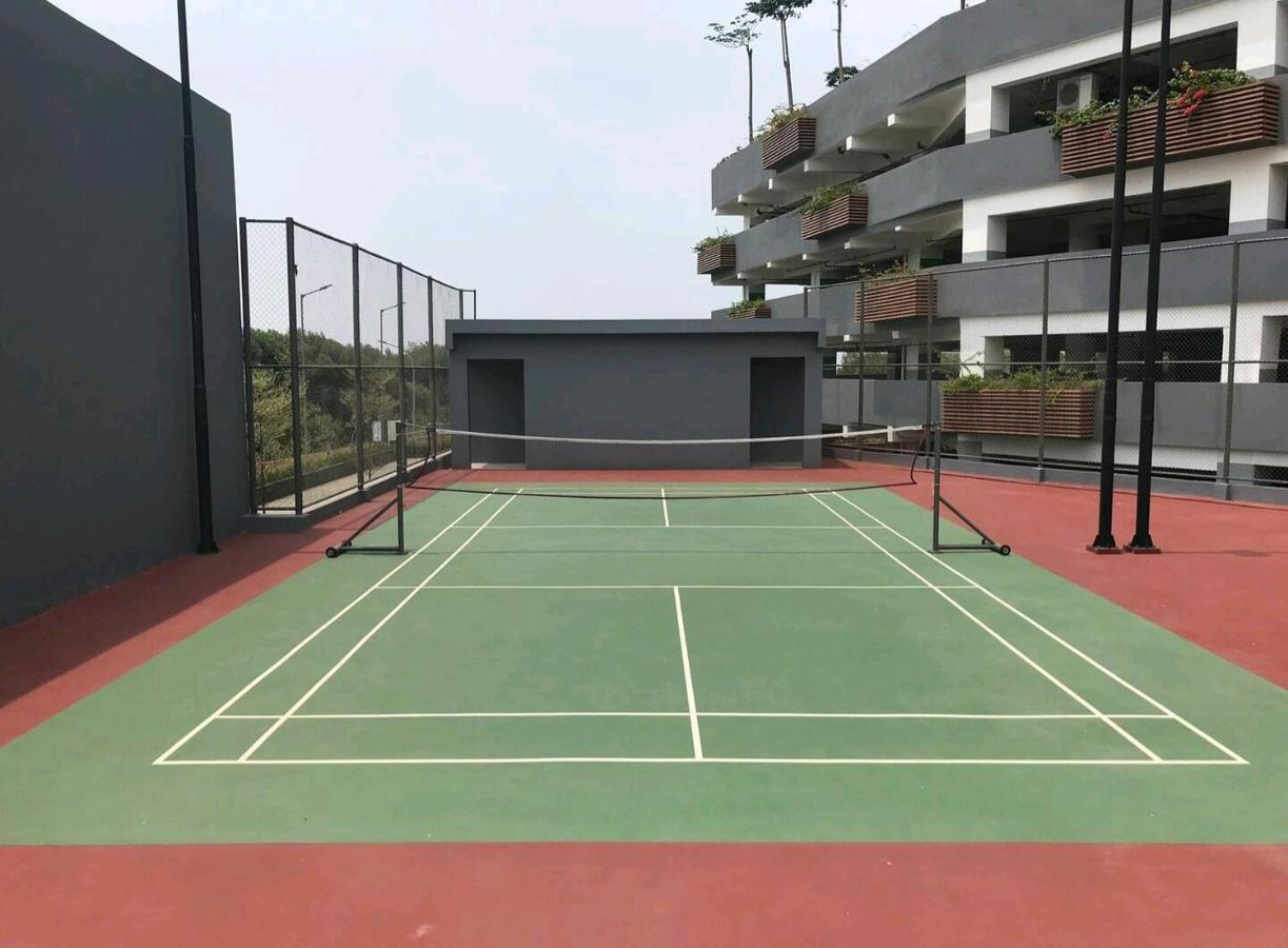 Studio Sea View Apartment At Gold Coast Pik By Mysweethome ジャカルタ エクステリア 写真