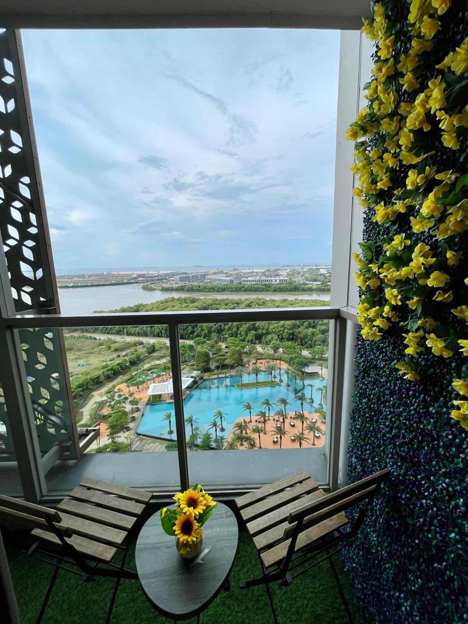 Studio Sea View Apartment At Gold Coast Pik By Mysweethome ジャカルタ エクステリア 写真